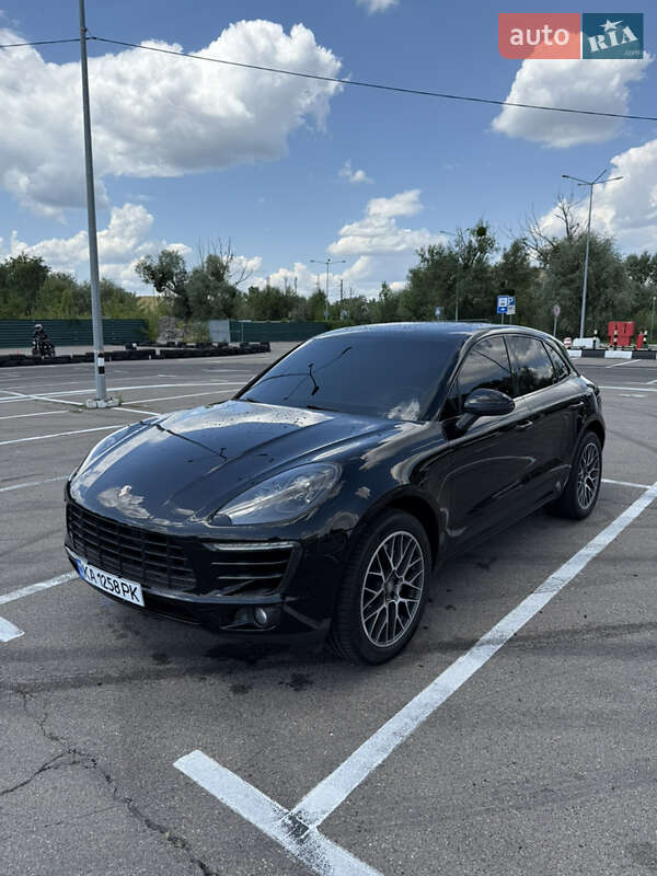 Внедорожник / Кроссовер Porsche Macan 2014 в Киеве