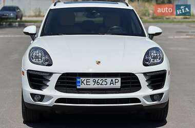 Внедорожник / Кроссовер Porsche Macan 2018 в 