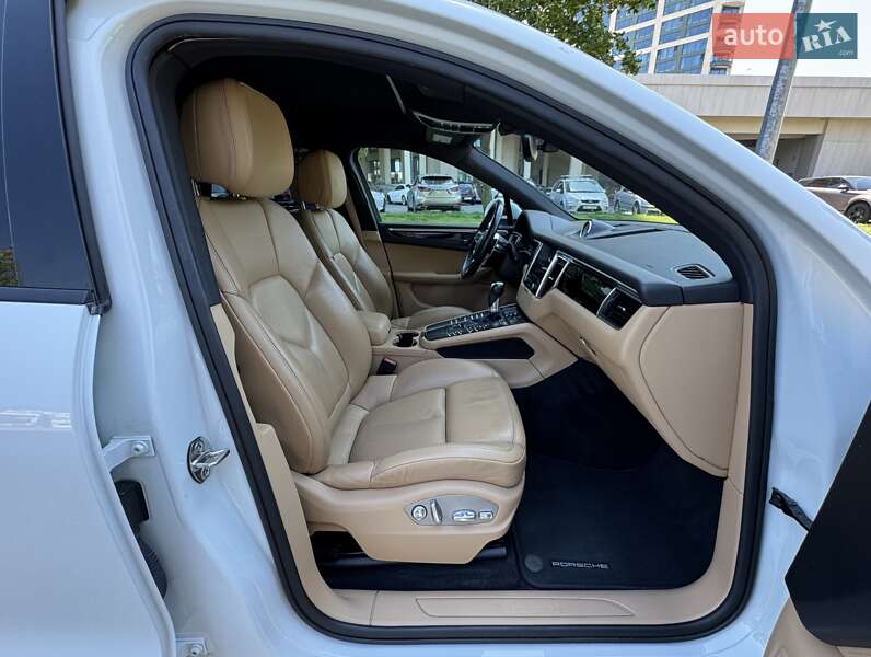 Внедорожник / Кроссовер Porsche Macan 2018 в Днепре фото 15 Внедорожник / Кроссовер Porsche Macan 2018 в Днепре