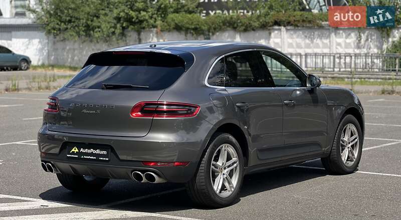 Внедорожник / Кроссовер Porsche Macan 2015 в Киеве