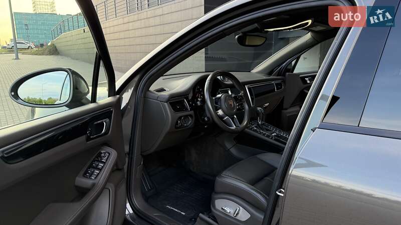 Внедорожник / Кроссовер Porsche Macan 2017 в Киеве фото 22 Внедорожник / Кроссовер Porsche Macan 2017 в Киеве