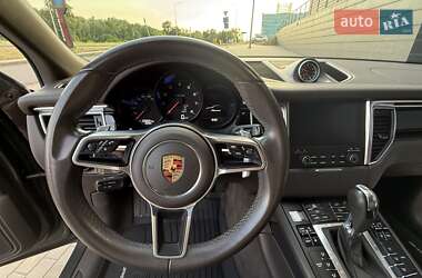 Внедорожник / Кроссовер Porsche Macan 2017 в 