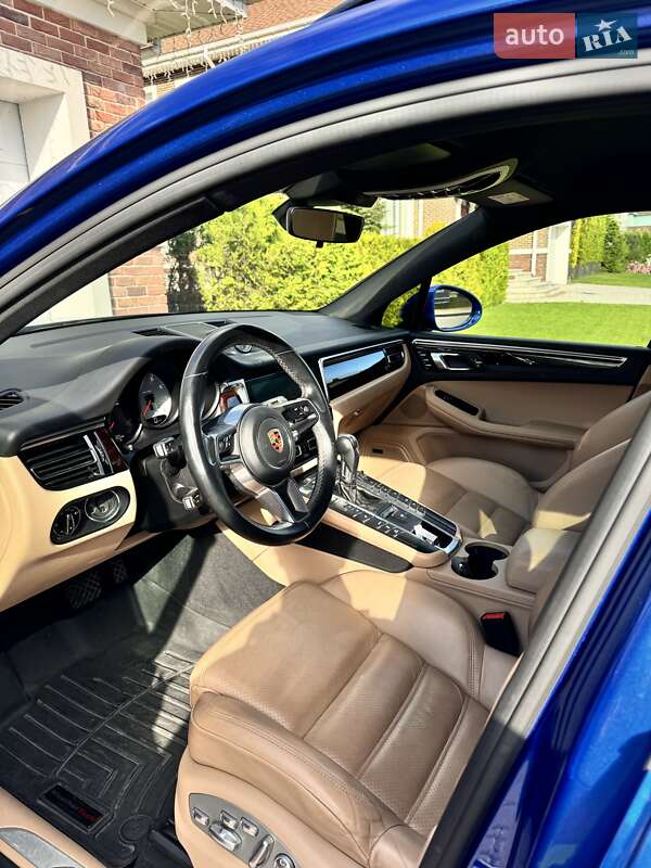 Внедорожник / Кроссовер Porsche Macan 2019 в Киеве
