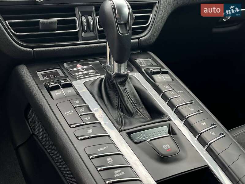 Позашляховик / Кросовер Porsche Macan 2020 в Львові