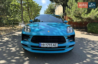 Внедорожник / Кроссовер Porsche Macan 2021 в 