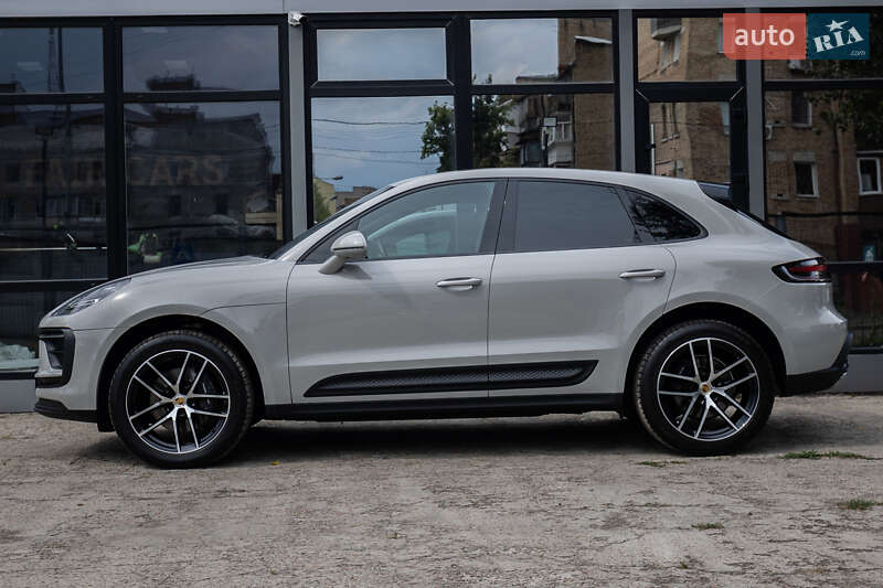 Внедорожник / Кроссовер Porsche Macan 2022 в Киеве