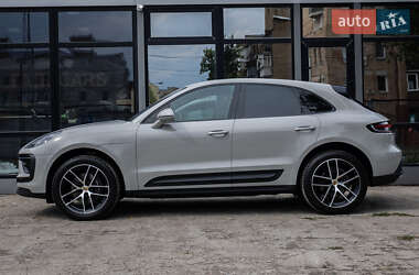 Внедорожник / Кроссовер Porsche Macan 2022 в 