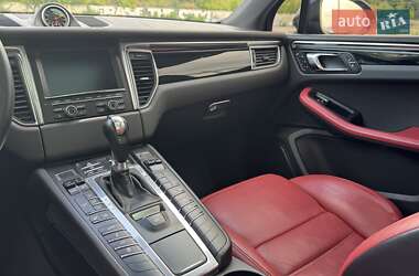 Внедорожник / Кроссовер Porsche Macan 2015 в 