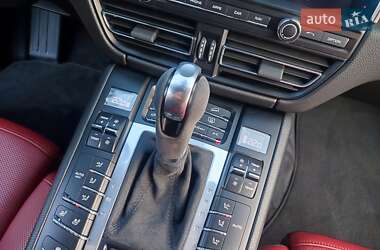 Внедорожник / Кроссовер Porsche Macan 2019 в 