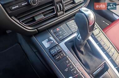 Внедорожник / Кроссовер Porsche Macan 2019 в 