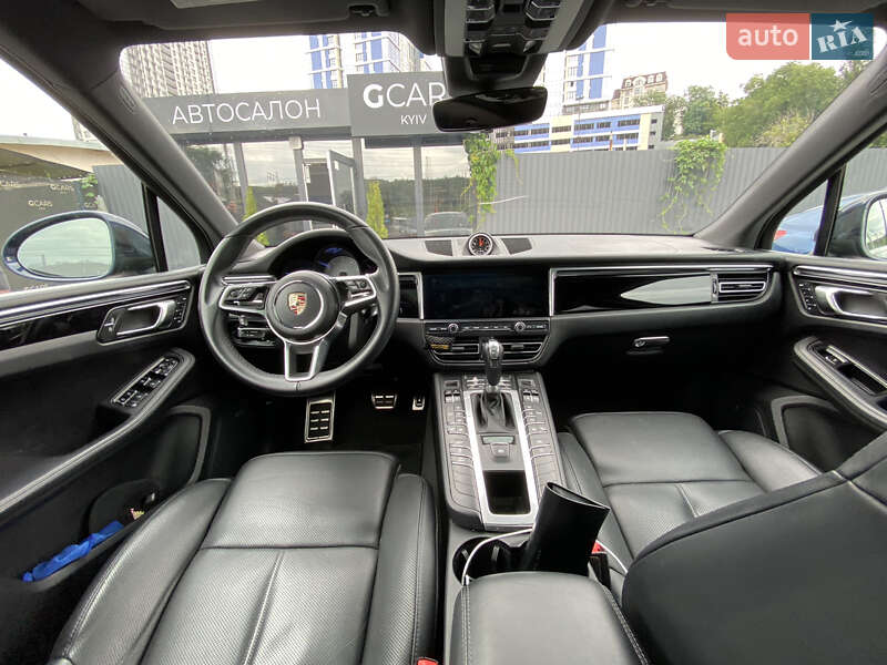 Внедорожник / Кроссовер Porsche Macan 2019 в Киеве