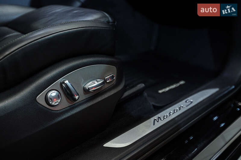 Внедорожник / Кроссовер Porsche Macan 2014 в Львове