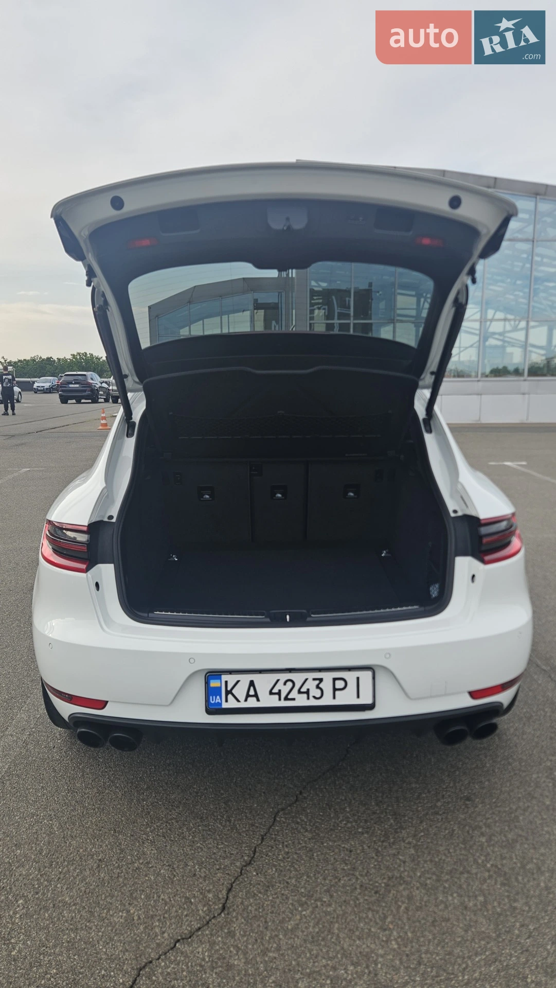 2018 Porsche Macan - мініатюра 24