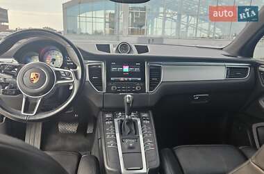 Внедорожник / Кроссовер Porsche Macan 2018 в Киеве