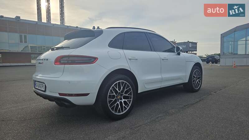 Внедорожник / Кроссовер Porsche Macan 2018 в Киеве