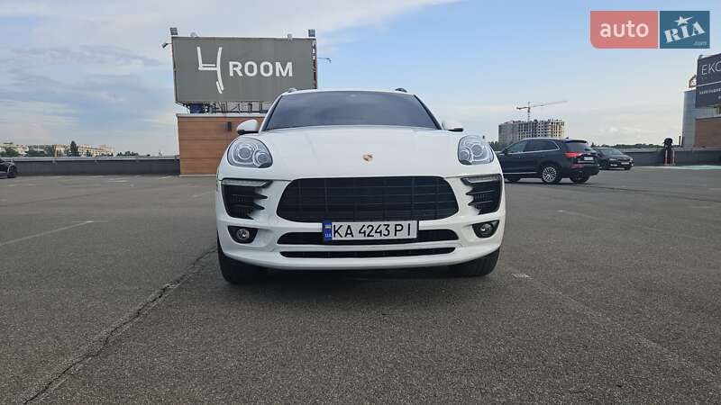 Внедорожник / Кроссовер Porsche Macan 2018 в Киеве