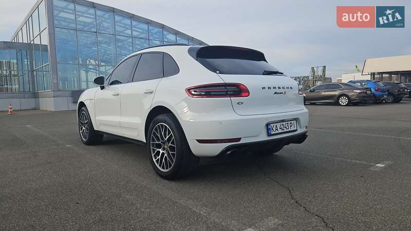 Внедорожник / Кроссовер Porsche Macan 2018 в Киеве
