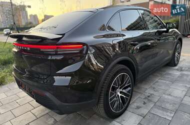 Внедорожник / Кроссовер Porsche Macan 2024 в 