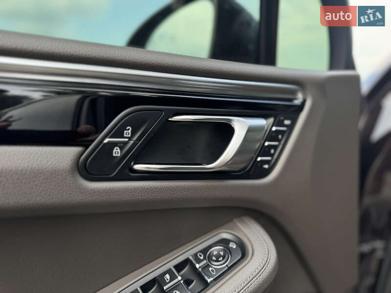 Внедорожник / Кроссовер Porsche Macan 2020 в Киеве фото 37 Внедорожник / Кроссовер Porsche Macan 2020 в Киеве