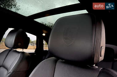 Внедорожник / Кроссовер Porsche Macan 2018 в 