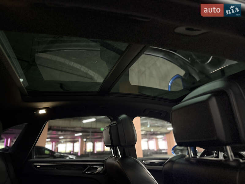 Внедорожник / Кроссовер Porsche Macan 2018 в Киеве