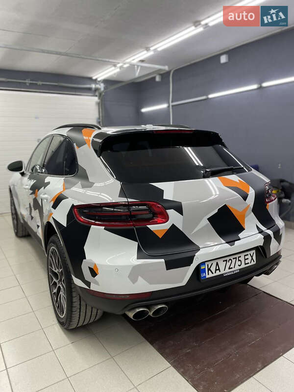 Внедорожник / Кроссовер Porsche Macan 2018 в Киеве фото 5 Внедорожник / Кроссовер Porsche Macan 2018 в Киеве