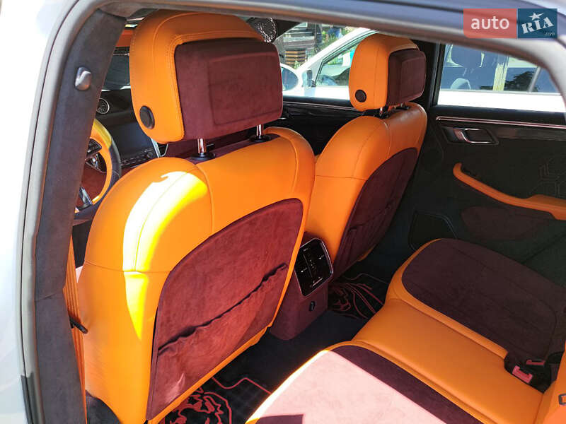 Внедорожник / Кроссовер Porsche Macan 2018 в Киеве фото 16 Внедорожник / Кроссовер Porsche Macan 2018 в Киеве