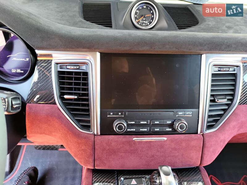 Внедорожник / Кроссовер Porsche Macan 2018 в Киеве фото 19 Внедорожник / Кроссовер Porsche Macan 2018 в Киеве