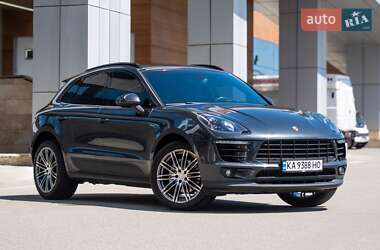 Внедорожник / Кроссовер Porsche Macan 2016 в 