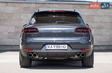 Внедорожник / Кроссовер Porsche Macan 2016 в 