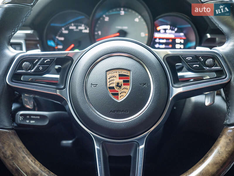 Внедорожник / Кроссовер Porsche Macan 2016 в Киеве фото 15 Внедорожник / Кроссовер Porsche Macan 2016 в Киеве