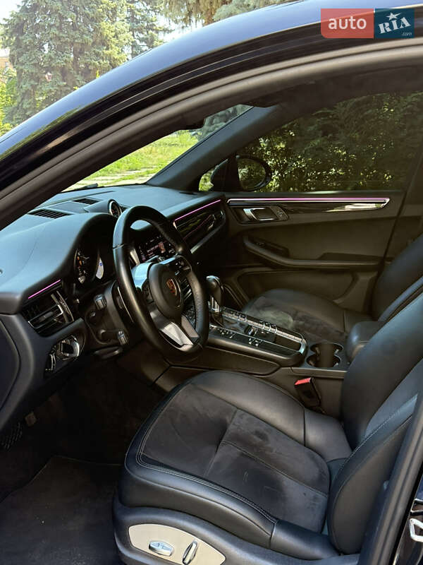 Позашляховик / Кросовер Porsche Macan 2020 в Дніпрі