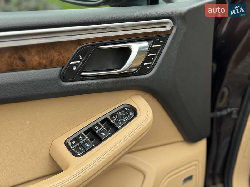 Внедорожник / Кроссовер Porsche Macan 2018 в Львове фото 70 Внедорожник / Кроссовер Porsche Macan 2018 в Львове