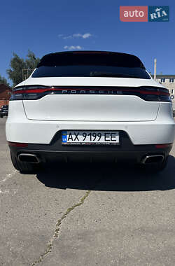 Внедорожник / Кроссовер Porsche Macan 2020 в 