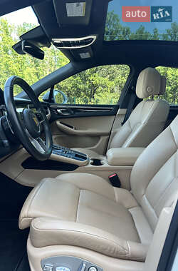 Внедорожник / Кроссовер Porsche Macan 2020 в 