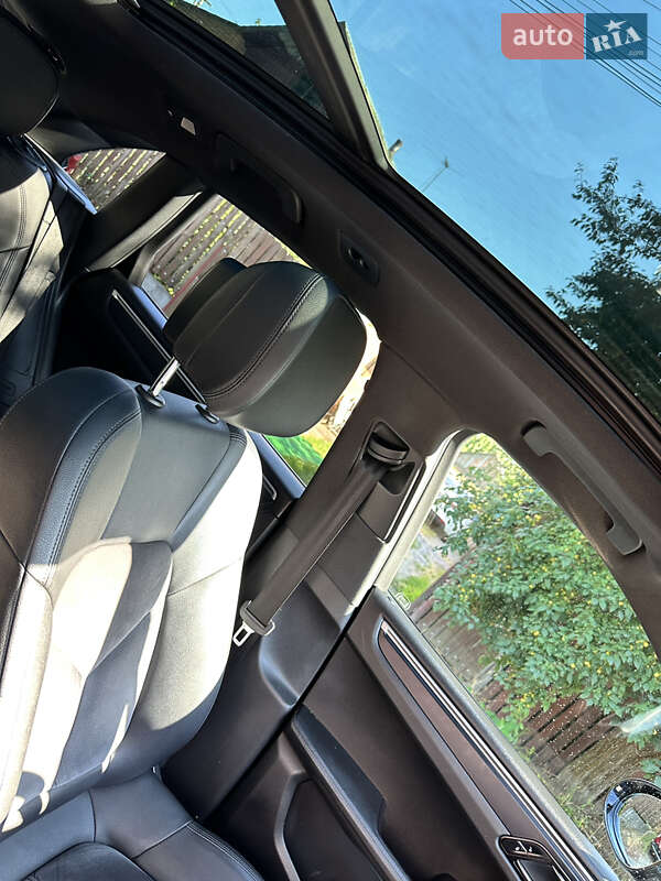 Внедорожник / Кроссовер Porsche Macan 2016 в Виннице