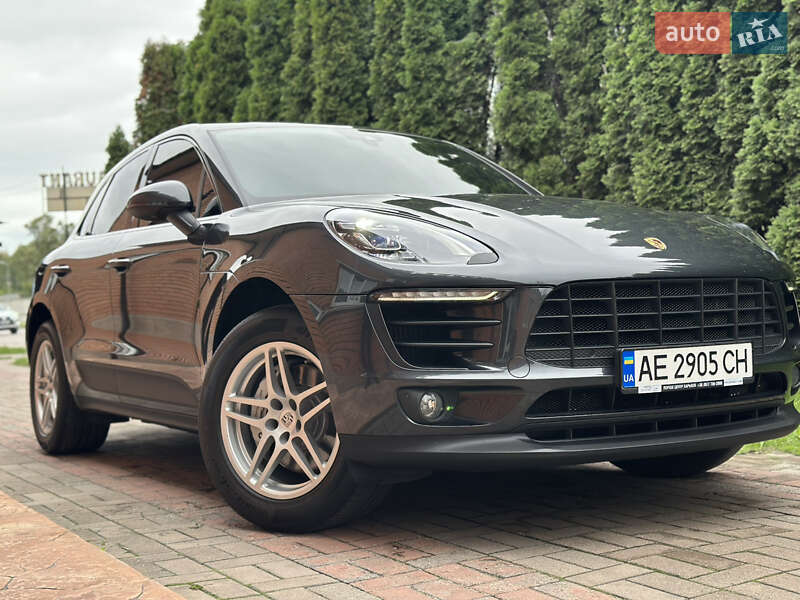 Внедорожник / Кроссовер Porsche Macan 2017 в Киеве