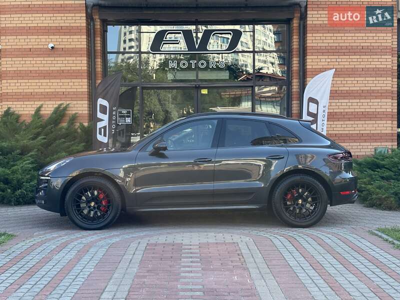 Внедорожник / Кроссовер Porsche Macan 2017 в Киеве фото 3 Внедорожник / Кроссовер Porsche Macan 2017 в Киеве