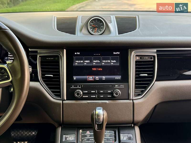 Внедорожник / Кроссовер Porsche Macan 2018 в Киеве фото 31 Внедорожник / Кроссовер Porsche Macan 2018 в Киеве