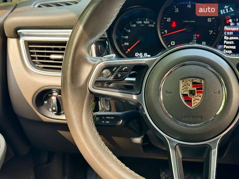 Внедорожник / Кроссовер Porsche Macan 2018 в Киеве фото 34 Внедорожник / Кроссовер Porsche Macan 2018 в Киеве