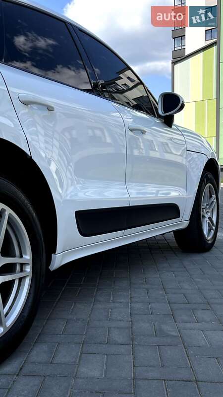Внедорожник / Кроссовер Porsche Macan 2014 в Ивано-Франковске