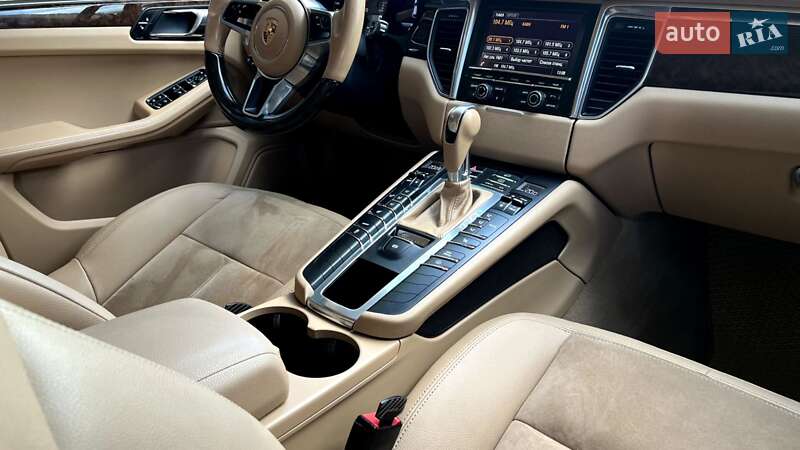 Внедорожник / Кроссовер Porsche Macan 2014 в Ивано-Франковске