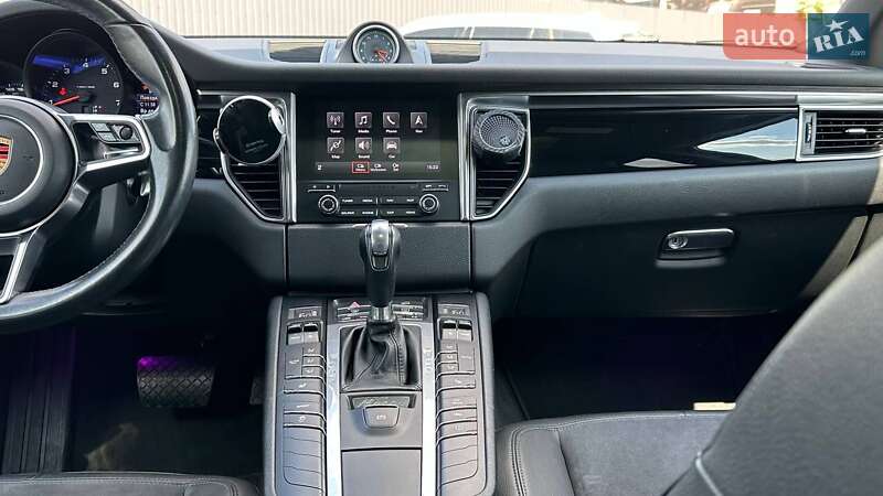 Внедорожник / Кроссовер Porsche Macan 2017 в Киеве фото 16 Внедорожник / Кроссовер Porsche Macan 2017 в Киеве