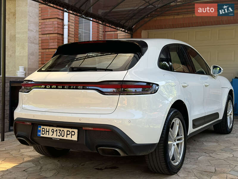Внедорожник / Кроссовер Porsche Macan 2022 в Одессе