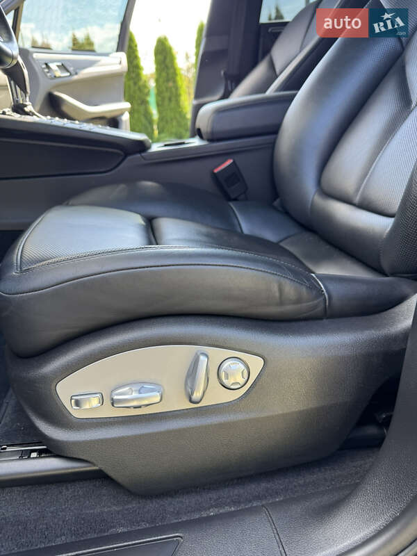Внедорожник / Кроссовер Porsche Macan 2018 в Харькове