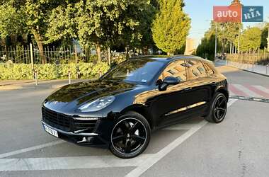 Позашляховик / Кросовер Porsche Macan 2018 в Києві