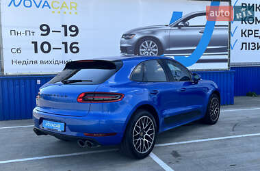 Внедорожник / Кроссовер Porsche Macan 2017 в 