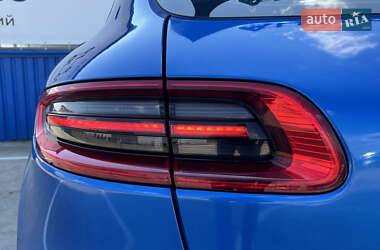 Внедорожник / Кроссовер Porsche Macan 2017 в 