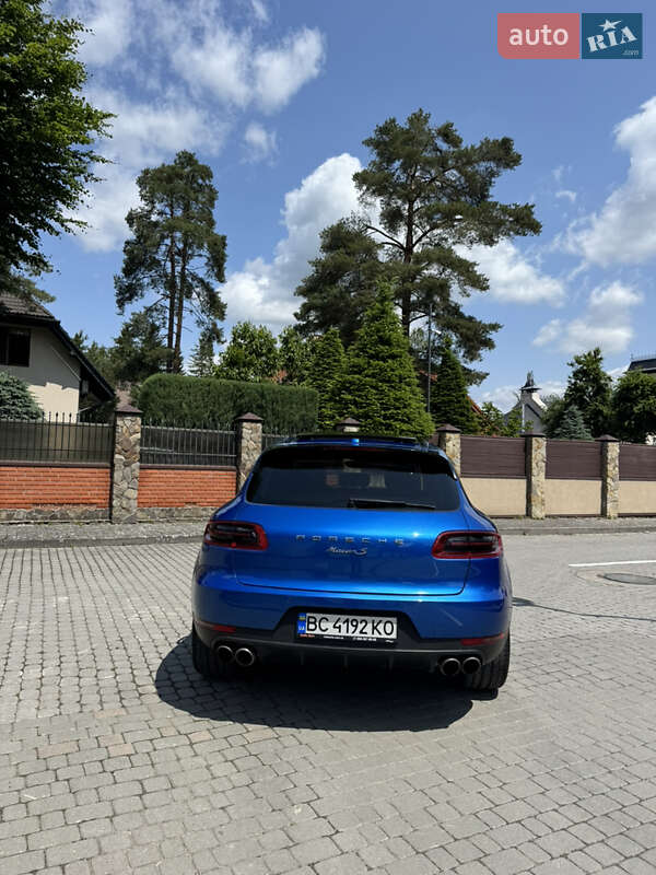 Внедорожник / Кроссовер Porsche Macan 2017 в Львове