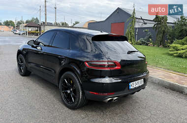 Внедорожник / Кроссовер Porsche Macan 2017 в 